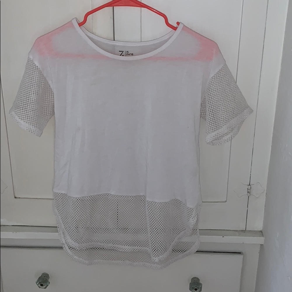 White zella girls workout top